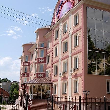 Kurmet Hotel Oral Exterior foto