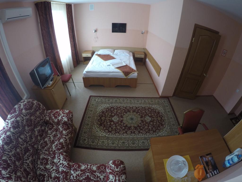 Kurmet Hotel Oral Quarto foto
