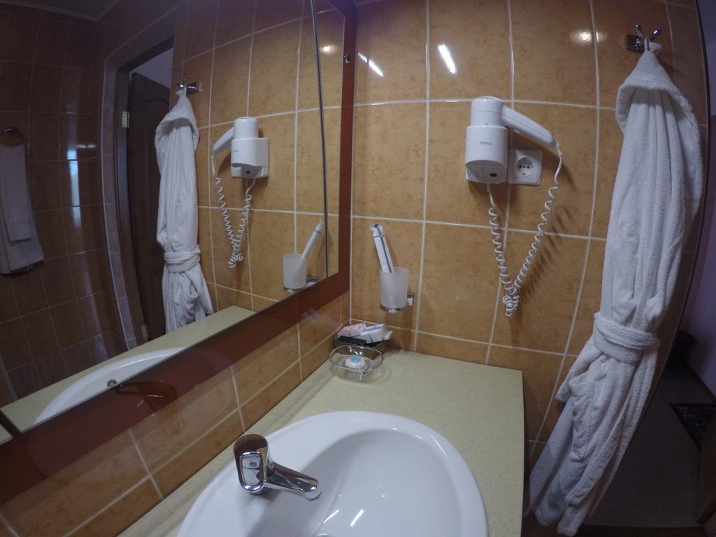 Kurmet Hotel Oral Quarto foto